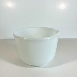 Vintage Glasbake for Sunbeam Milk Glass Spouted Mixing Bowl